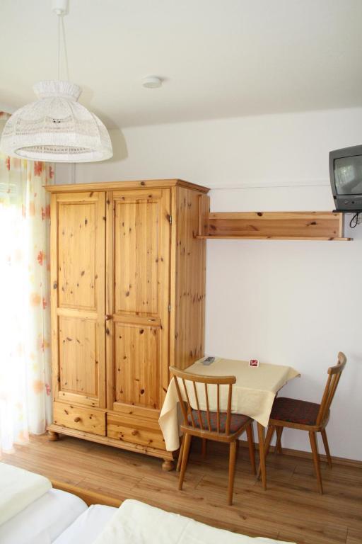 Pension Wolf Steindorf am Ossiacher See Rom bilde